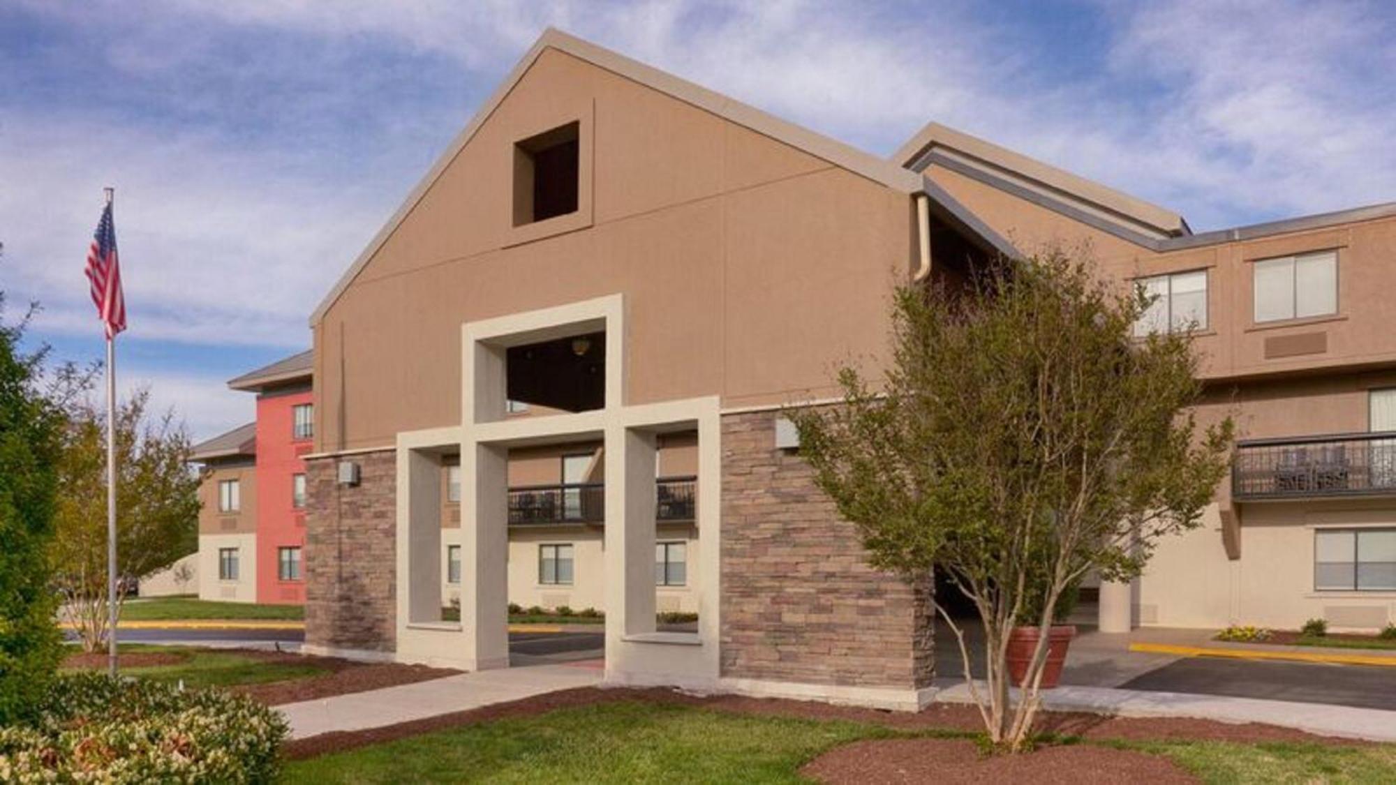 Holiday Inn Express Nashville Airport By Ihg Extérieur photo