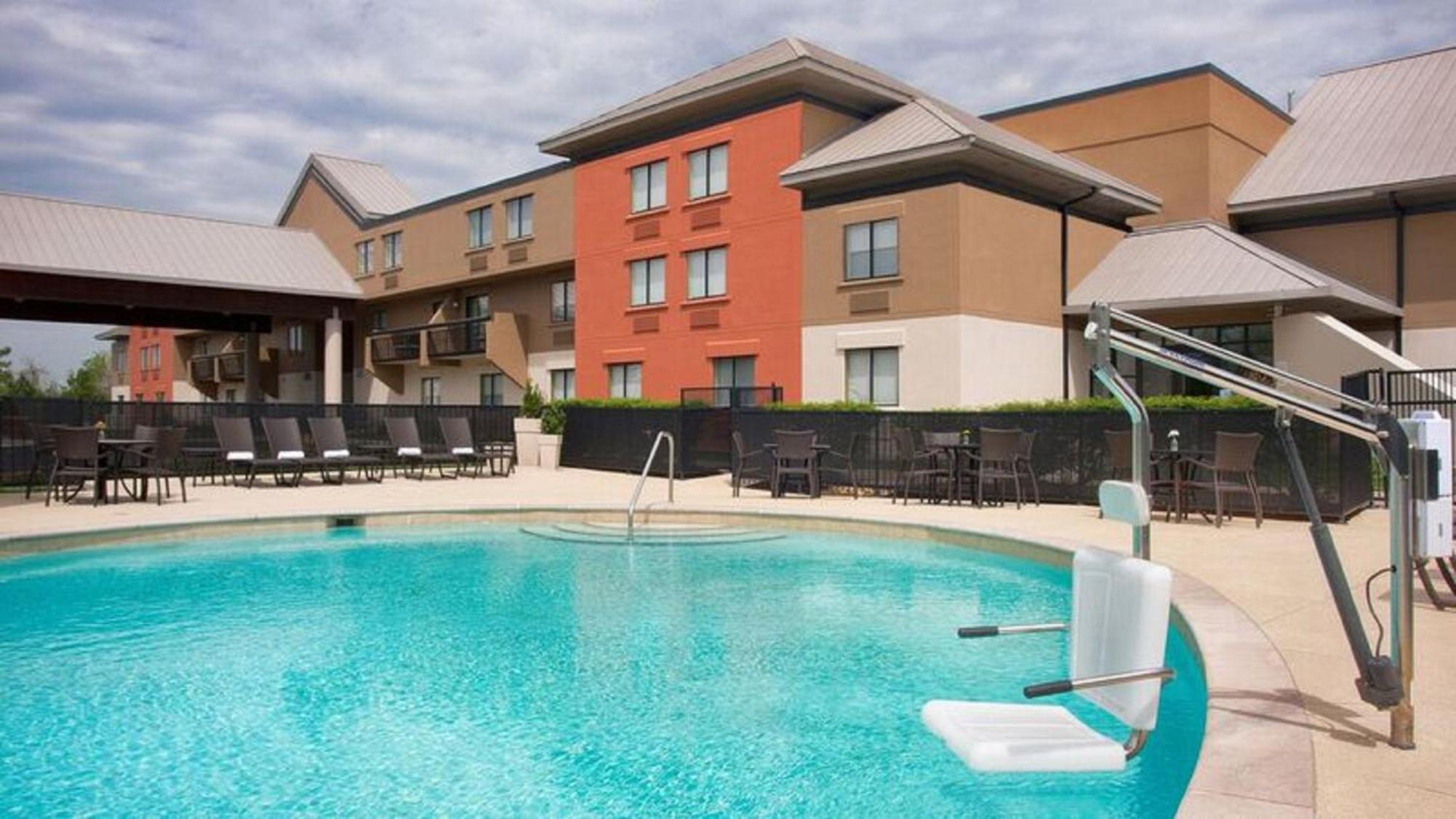 Holiday Inn Express Nashville Airport By Ihg Extérieur photo